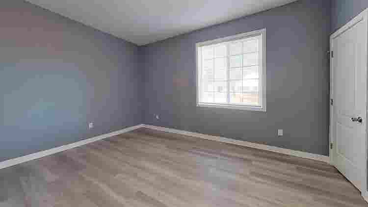 6 BR in Indianapolis