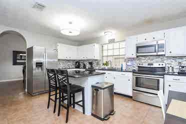 Small rooms in Barker Cypress