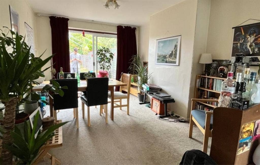 Double room in 4 HMO in Headington