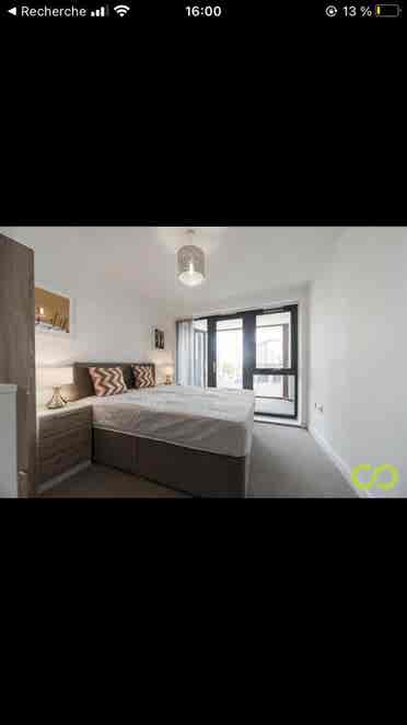 Flat share in SE - room available