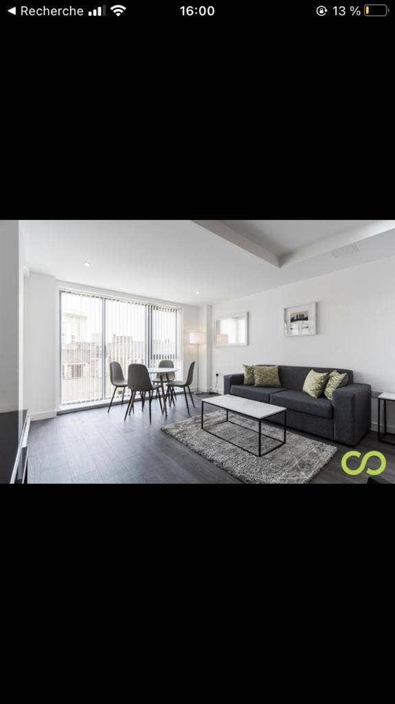 Flat share in SE - room available