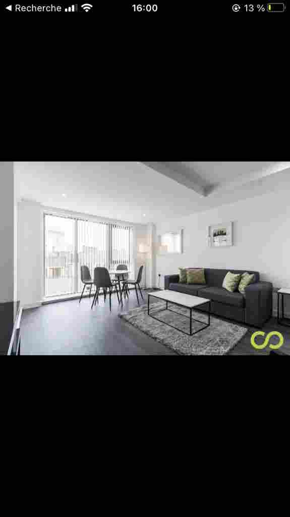 Flat share in SE - room available