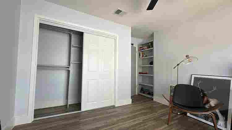 Bedroom w/ Bathroom