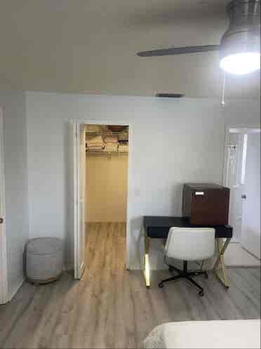 Royal Palm Beach, Room for Rent