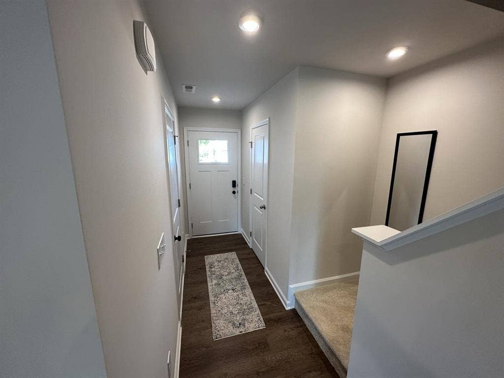 Townhome w/ all utilities included!