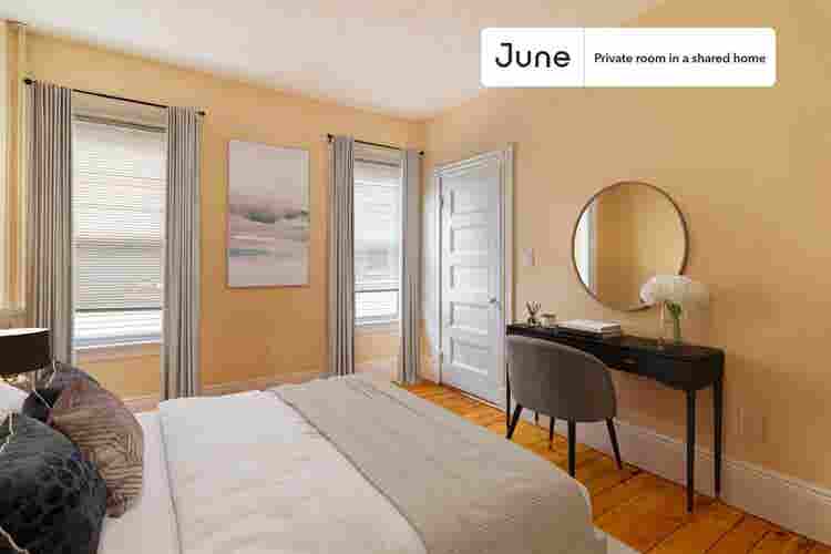 4 BR in Boston