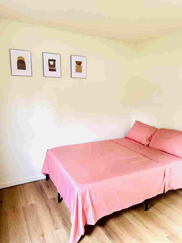 Private Bedroom in District Heights