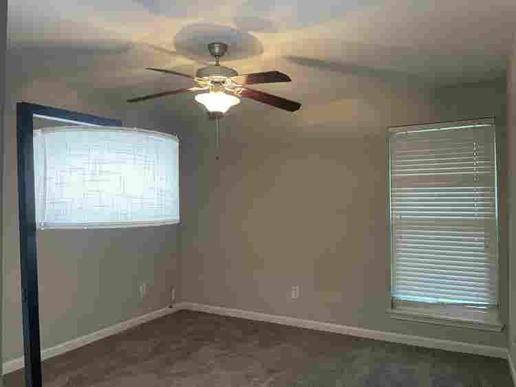 kid-friendly female roommates