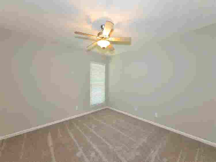kid-friendly female roommates