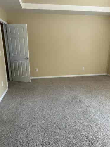 Room in 
4 bedroom house