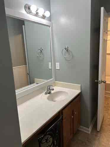Room in 
4 bedroom house