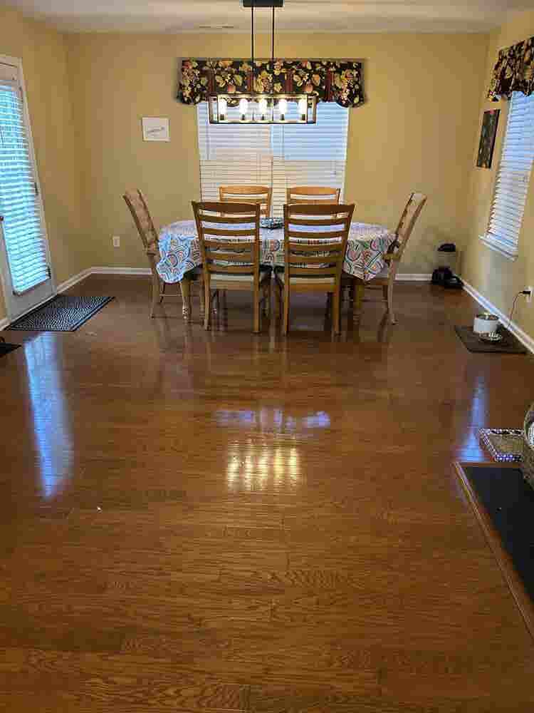 Room in 
4 bedroom house