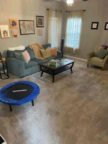 Room in 
4 bedroom house