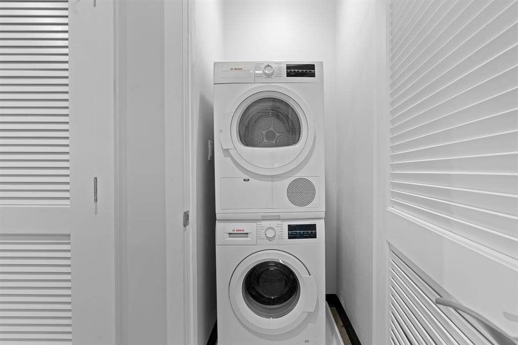 Near Tufts Campus! 1 BD Avail!