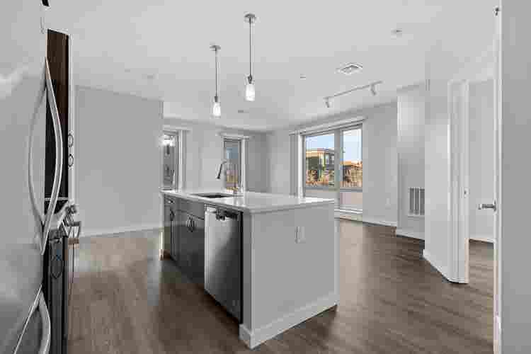 Near Tufts Campus! 1 BD Avail!
