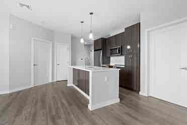 Near Tufts Campus! 1 BD Avail!