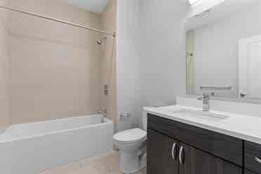 Near Tufts Campus! 1 BD Avail!