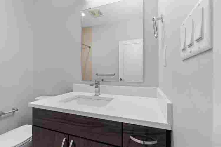Near Tufts Campus! 1 BD Avail!