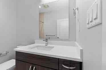 Near Tufts Campus! 1 BD Avail!
