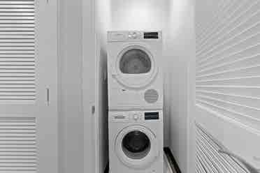 Near Tufts Campus! 1 BD Avail!