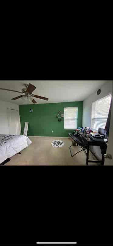 *Room Available*Women Only*