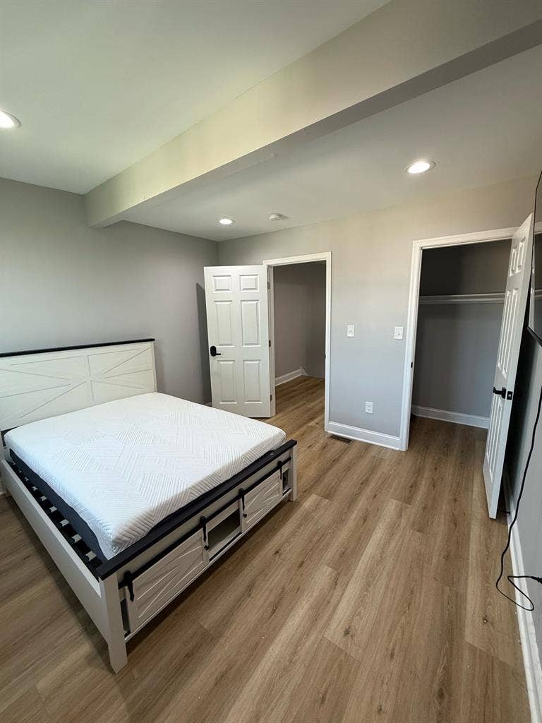 Private Furnished Room in Baltimore
