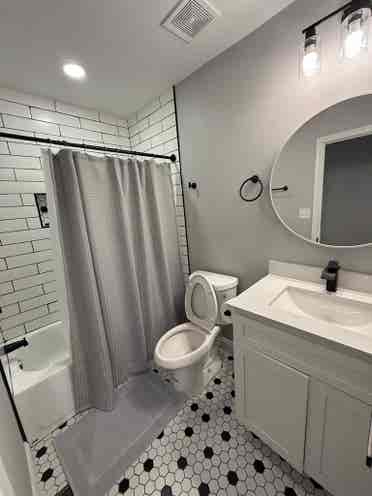 Private Furnished Room in Baltimore