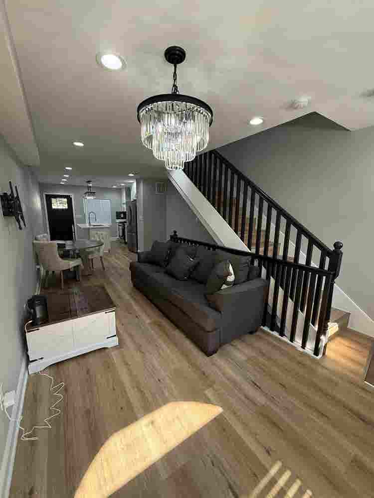 Private Furnished Basement Room