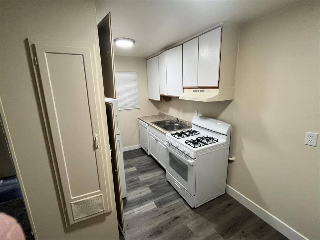 Gayle Apartments 1 Bedroom Units