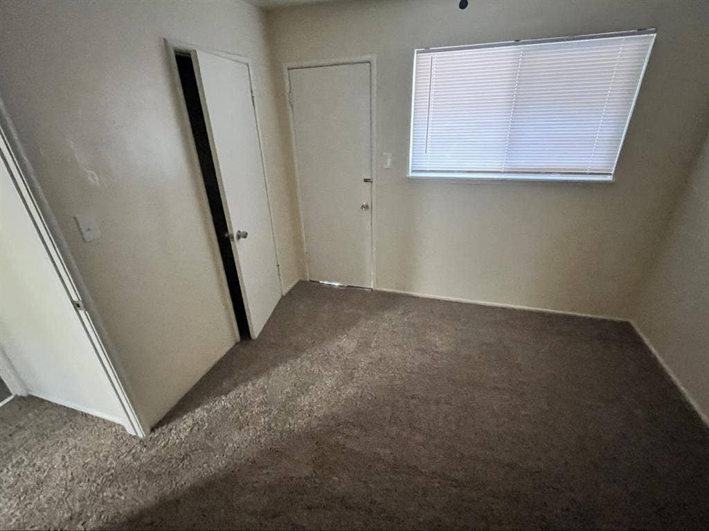 Gayle Apartments 1 Bedroom Units