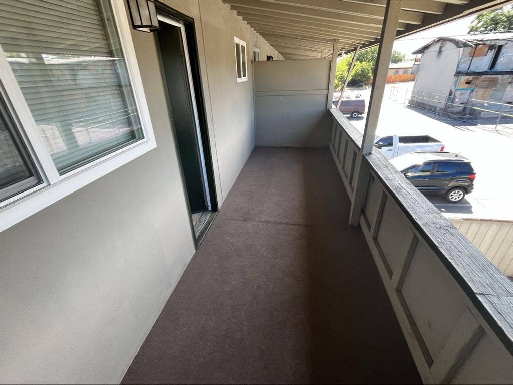 Gayle Apartments 1 Bedroom Units