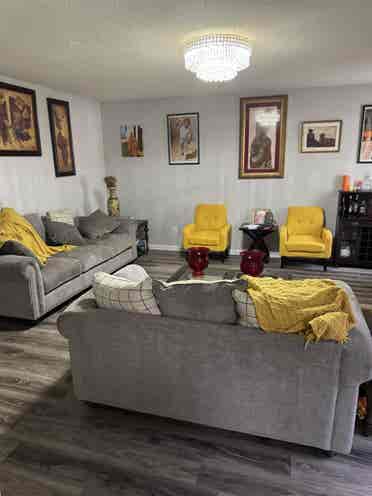 Comfortable furnished room