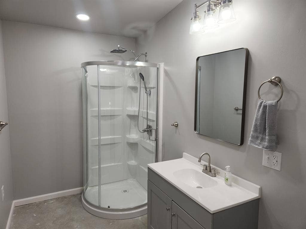 Private bed/bath - Pooler, GA