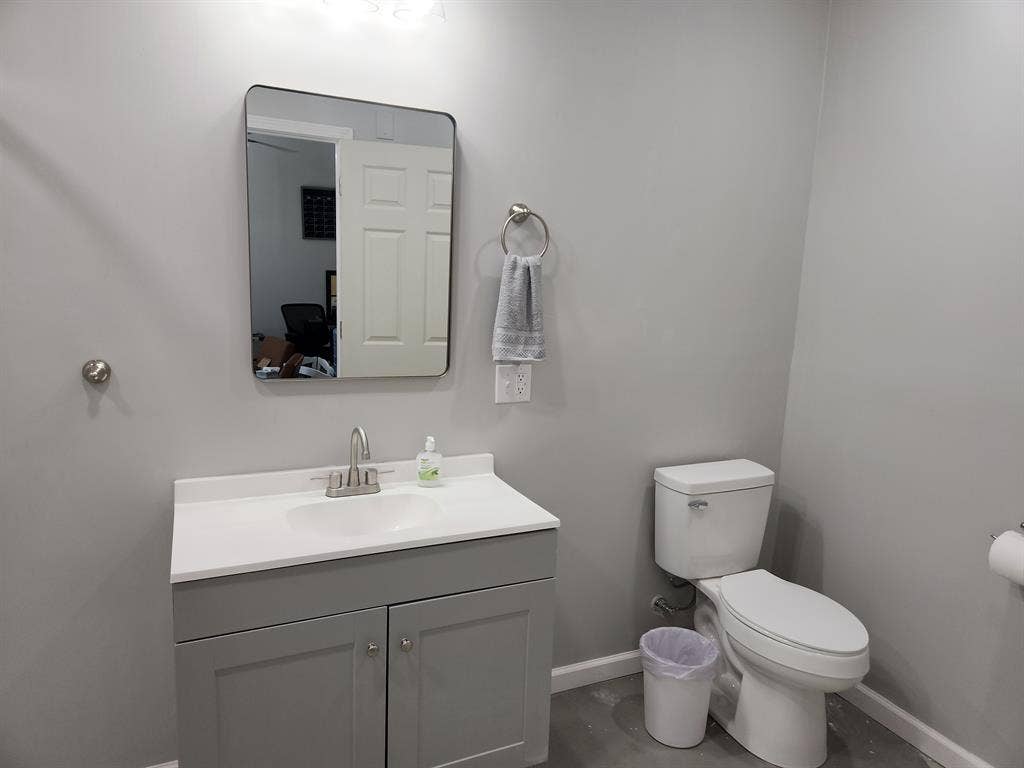 Private bed/bath - Pooler, GA