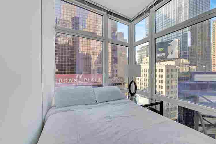 Furnished Room in Midtown Manhattan