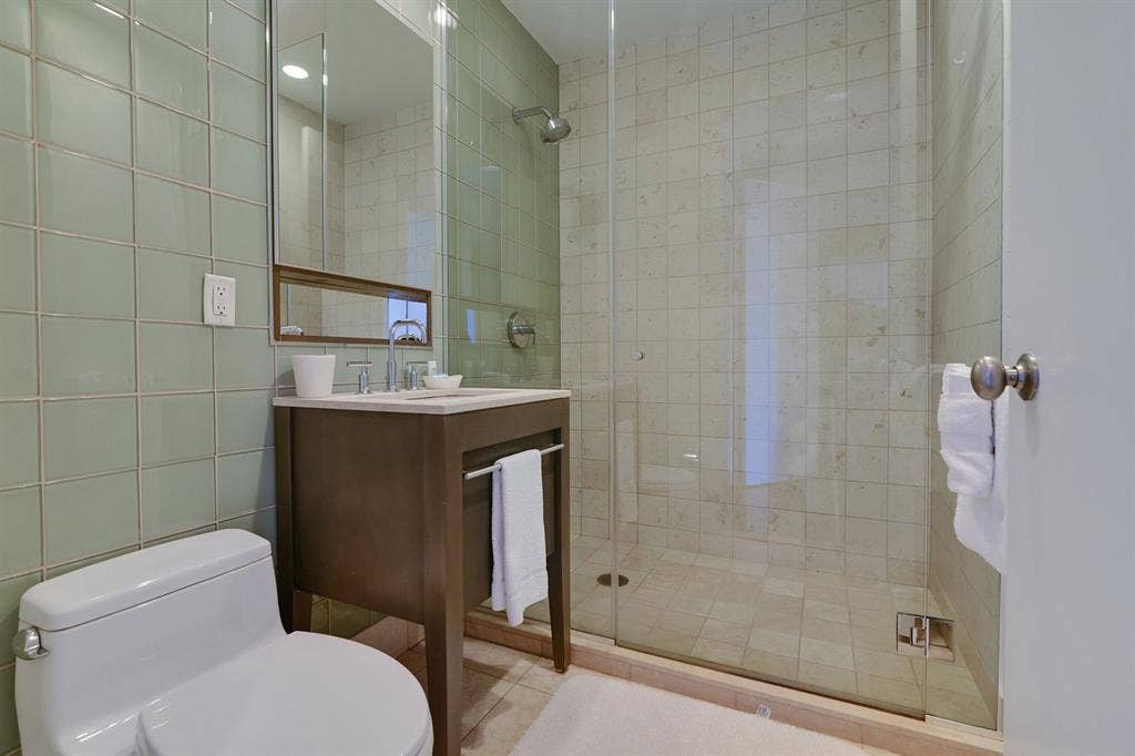 Furnished Room in Midtown Manhattan