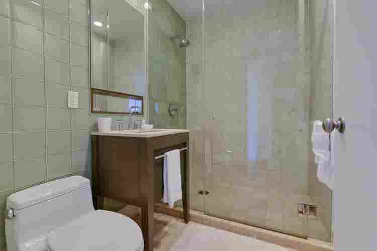 Furnished Room in Midtown Manhattan