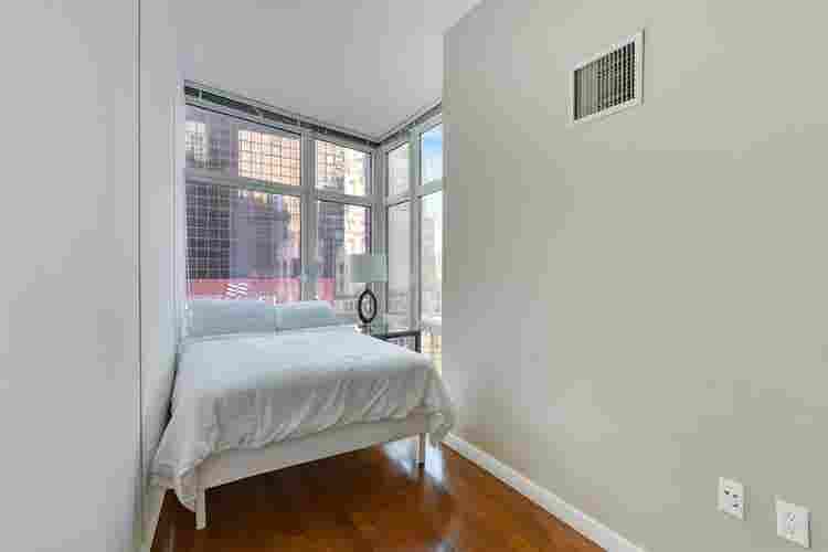 Furnished Room in Midtown Manhattan