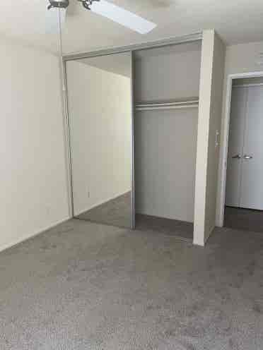 OC SPACIOUS BA UTILITIES INCLD