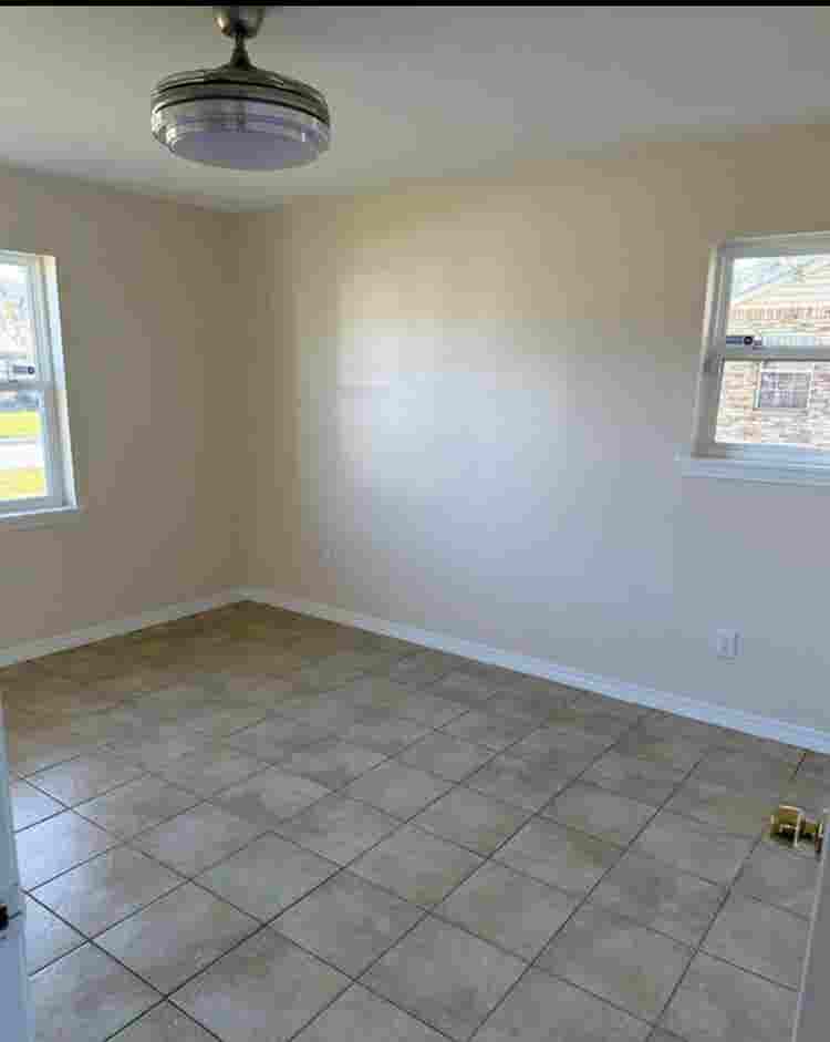 Roommate wanted