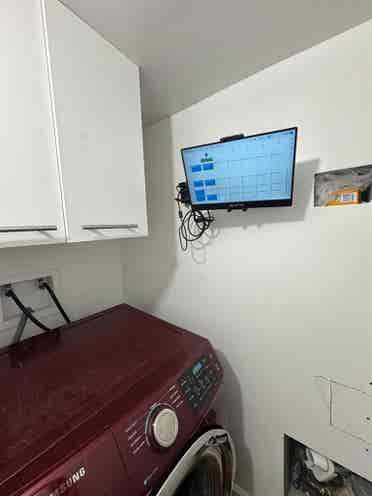 Modern room all utilities included