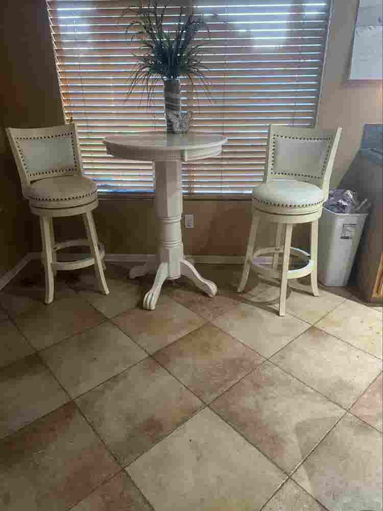 Large room for rent in Corona Hills
