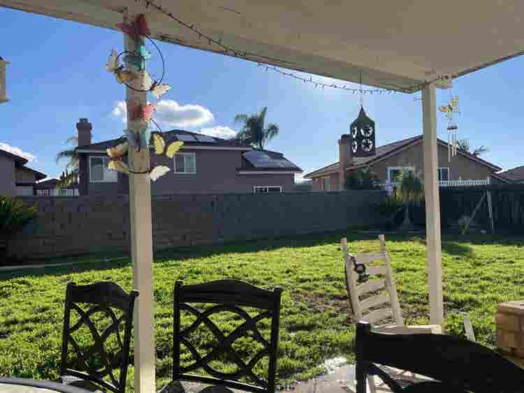 Large room for rent in Corona Hills