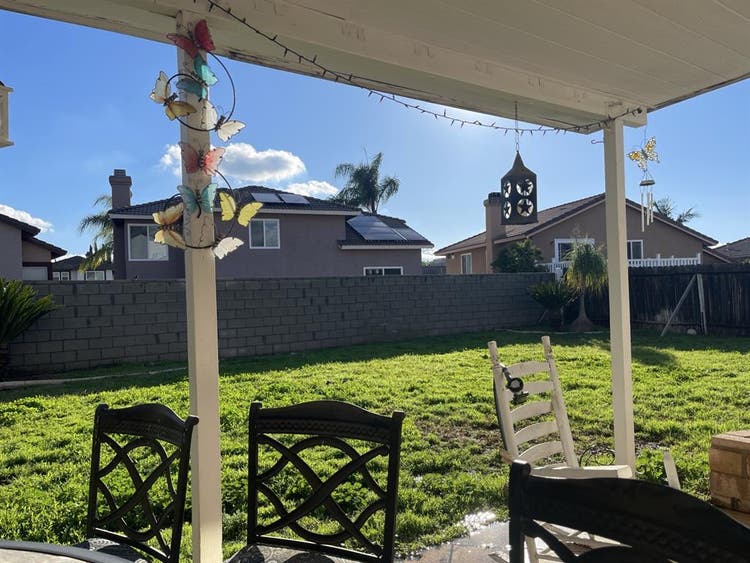 Large room for rent in Corona Hills
