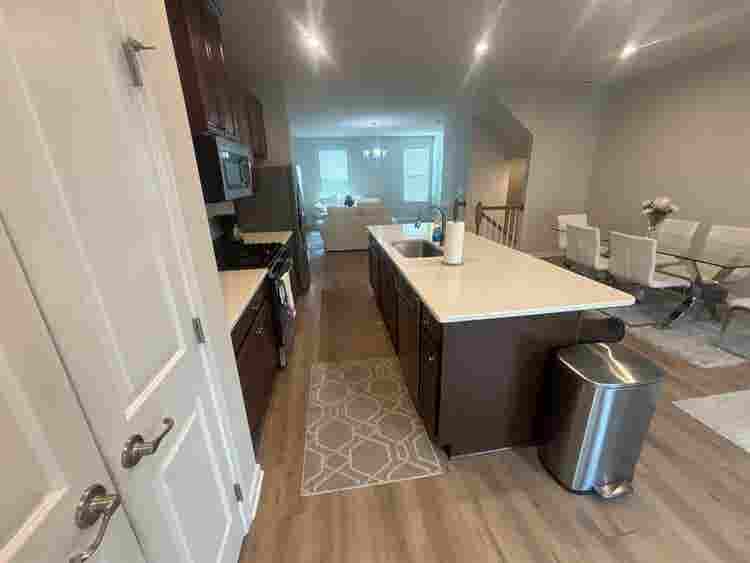4 BR in Cary