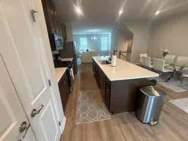 4 BR in Cary