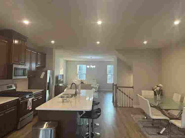 4 BR in Cary
