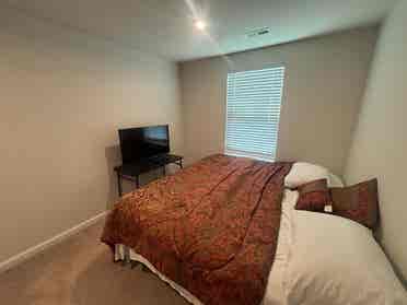 4 BR in Cary