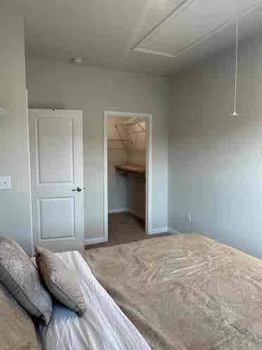 4 BR in Cary