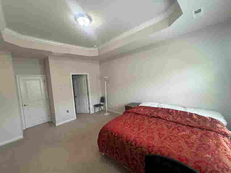 4 BR in Cary